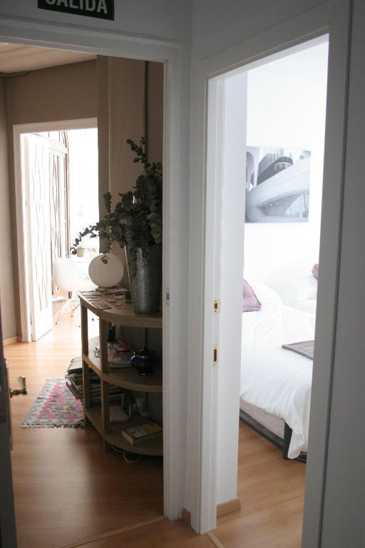 7 Moons B&B Валенсия Екстериор снимка