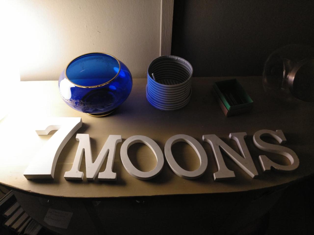 7 Moons B&B Валенсия Екстериор снимка